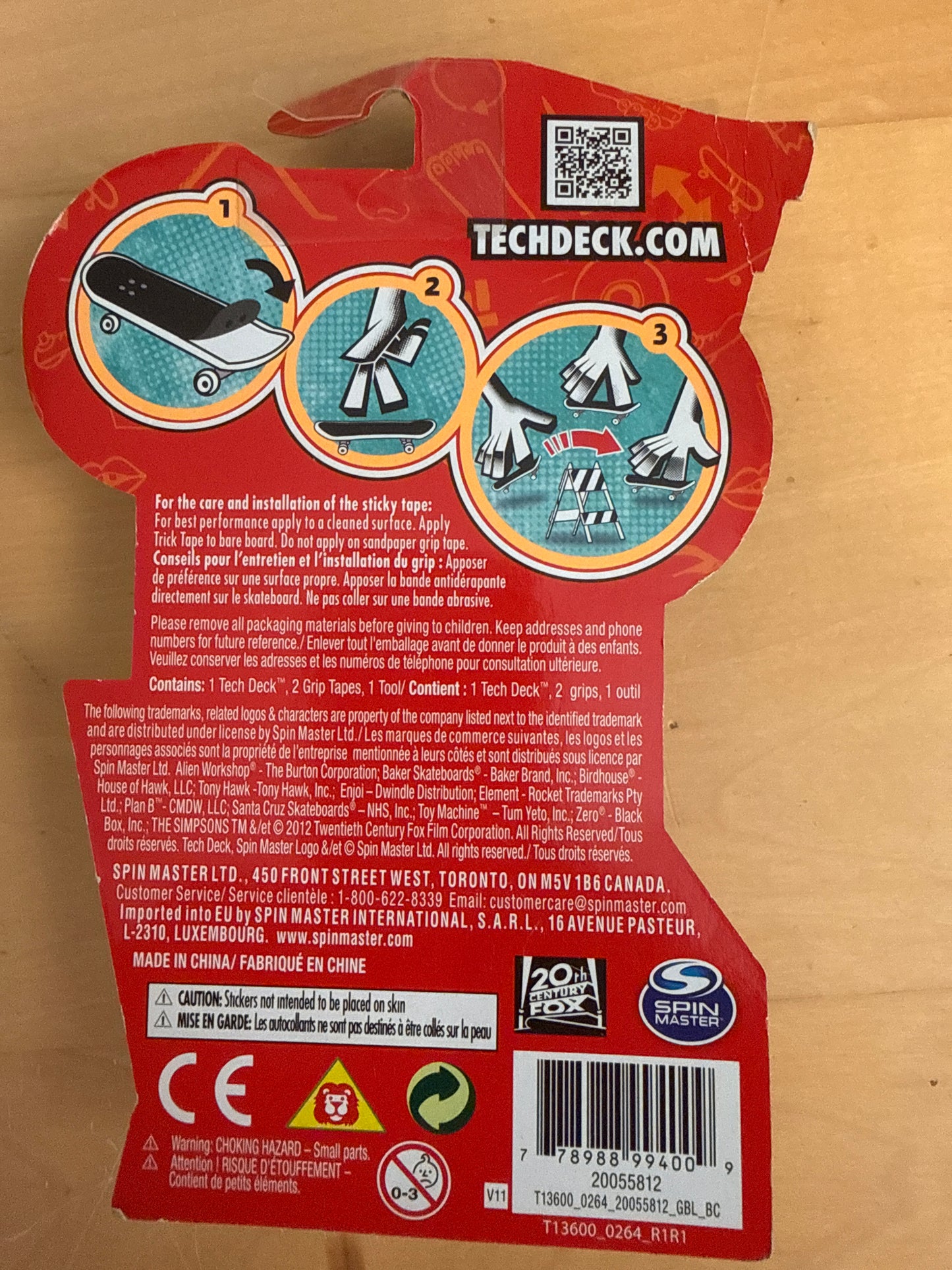 Tech Deck Santa Cruz Screaming Hand Fingerboard Red Wheels Vintage Sealed